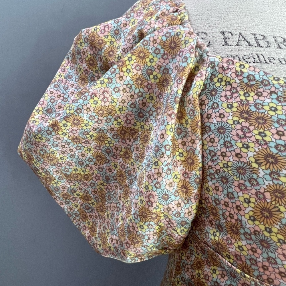 ZARA Satin Effect Floral Dress Pristine condition Size Large - Picture 7 of 11